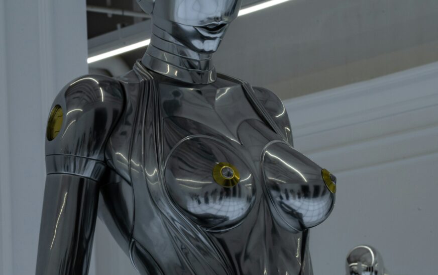 How AI is Revolutionizing E-commerce in 2024